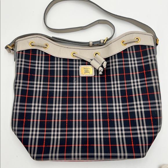 ♦️Burberry Crossbody Bucket - Picture 4 of 7